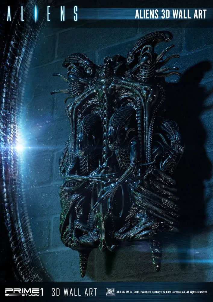 Aliens 3D Wall Art 32 X 50 Cm