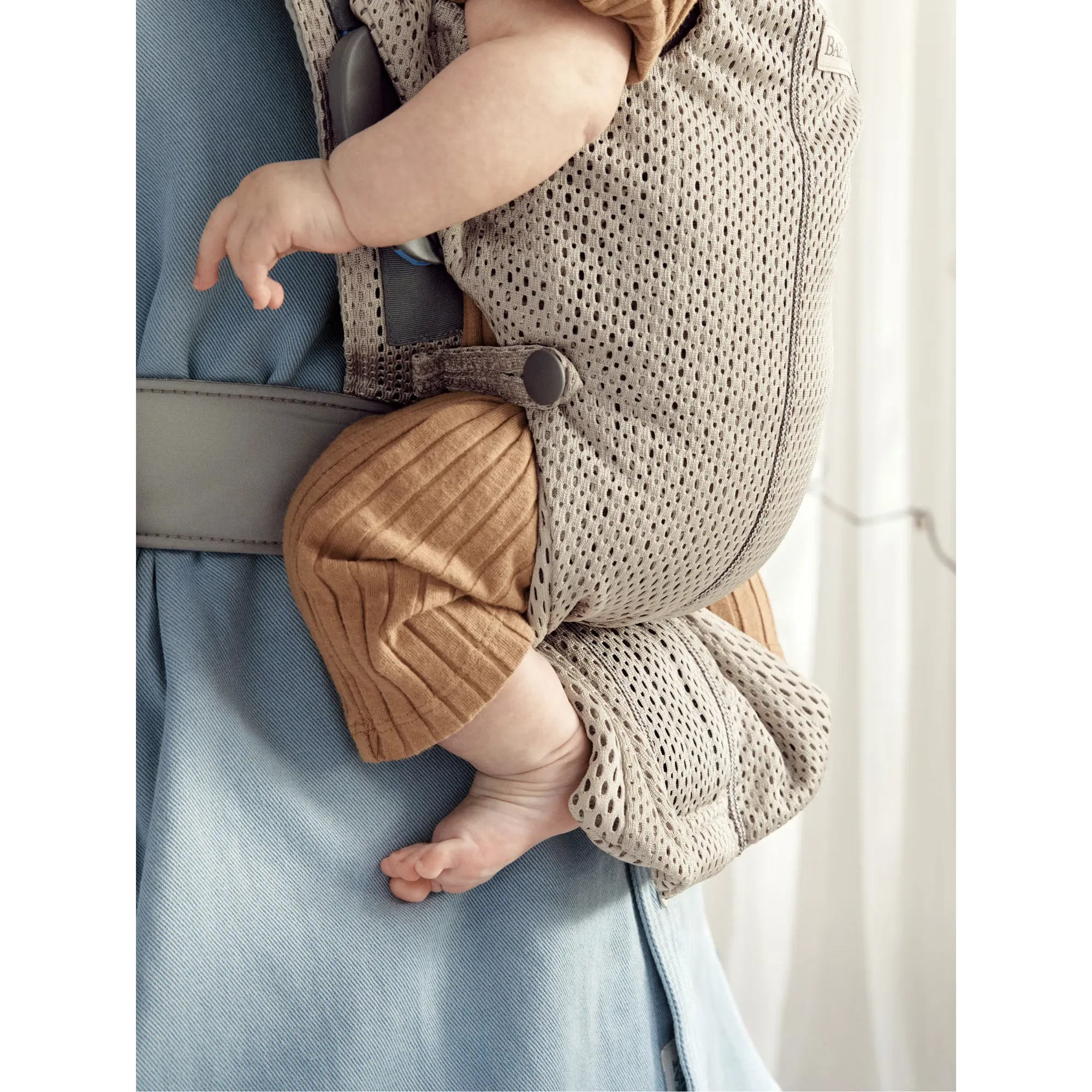 BABYBJÖRN Baby Carrier Mini (3D Mesh)