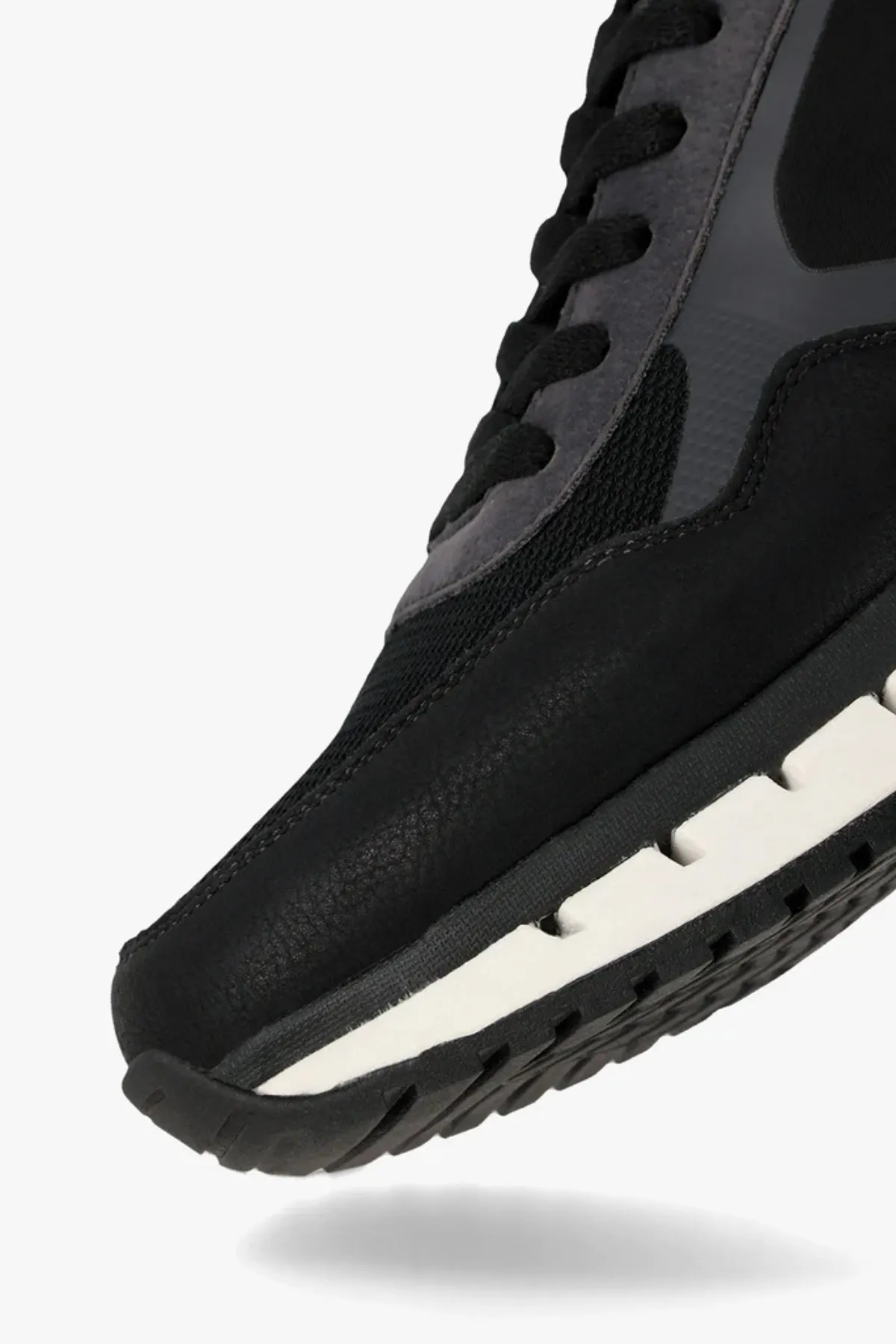 Cervino Trainers Black Ecoalf