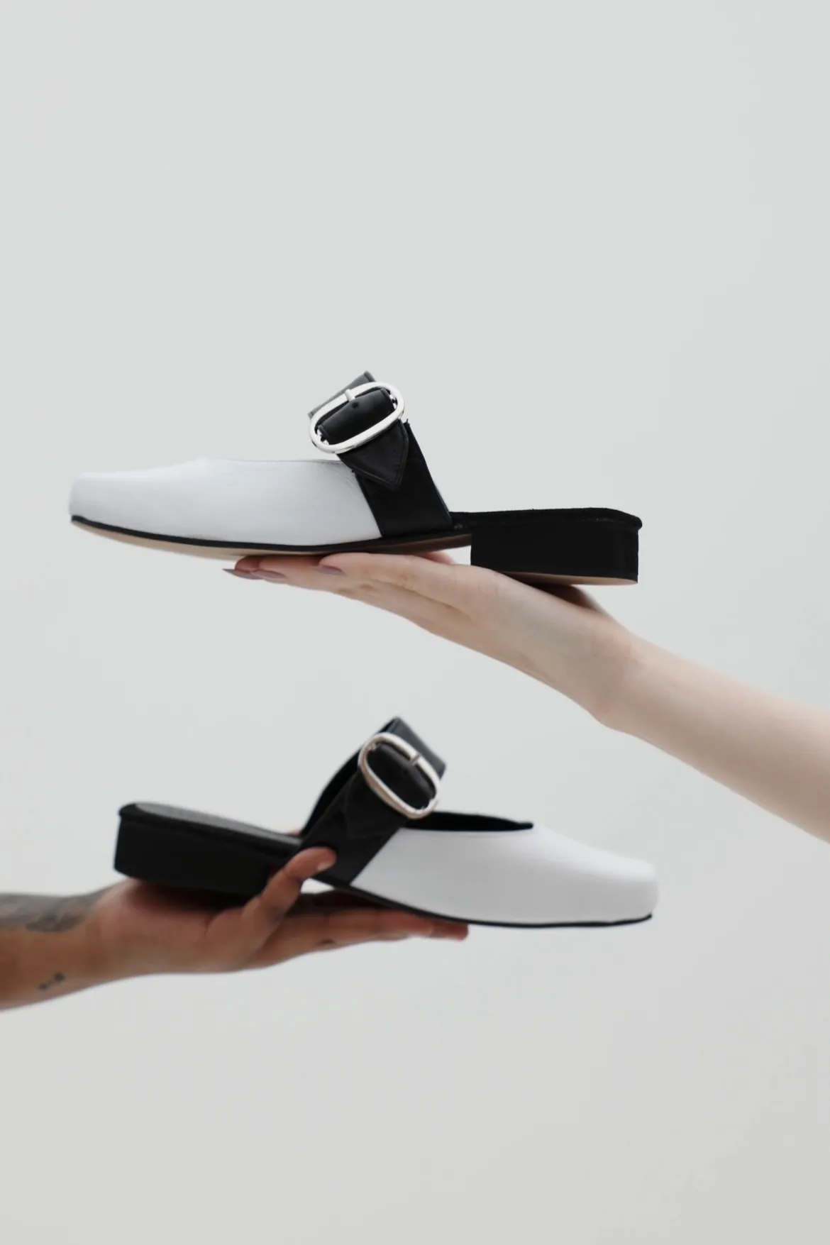 Contrast Mule