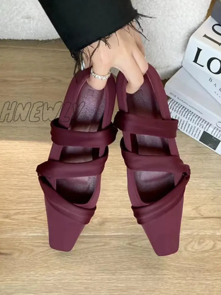 Hnewly - Solid Color Square-Toe Flat Shoes