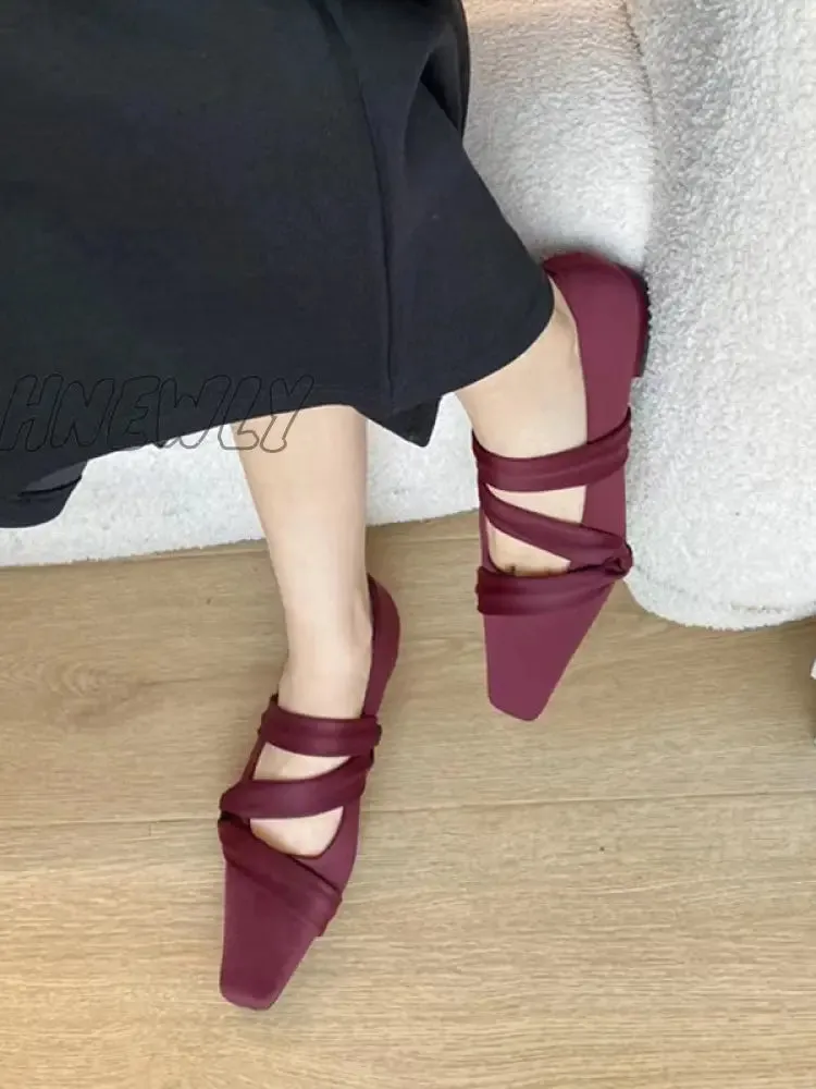 Hnewly - Solid Color Square-Toe Flat Shoes
