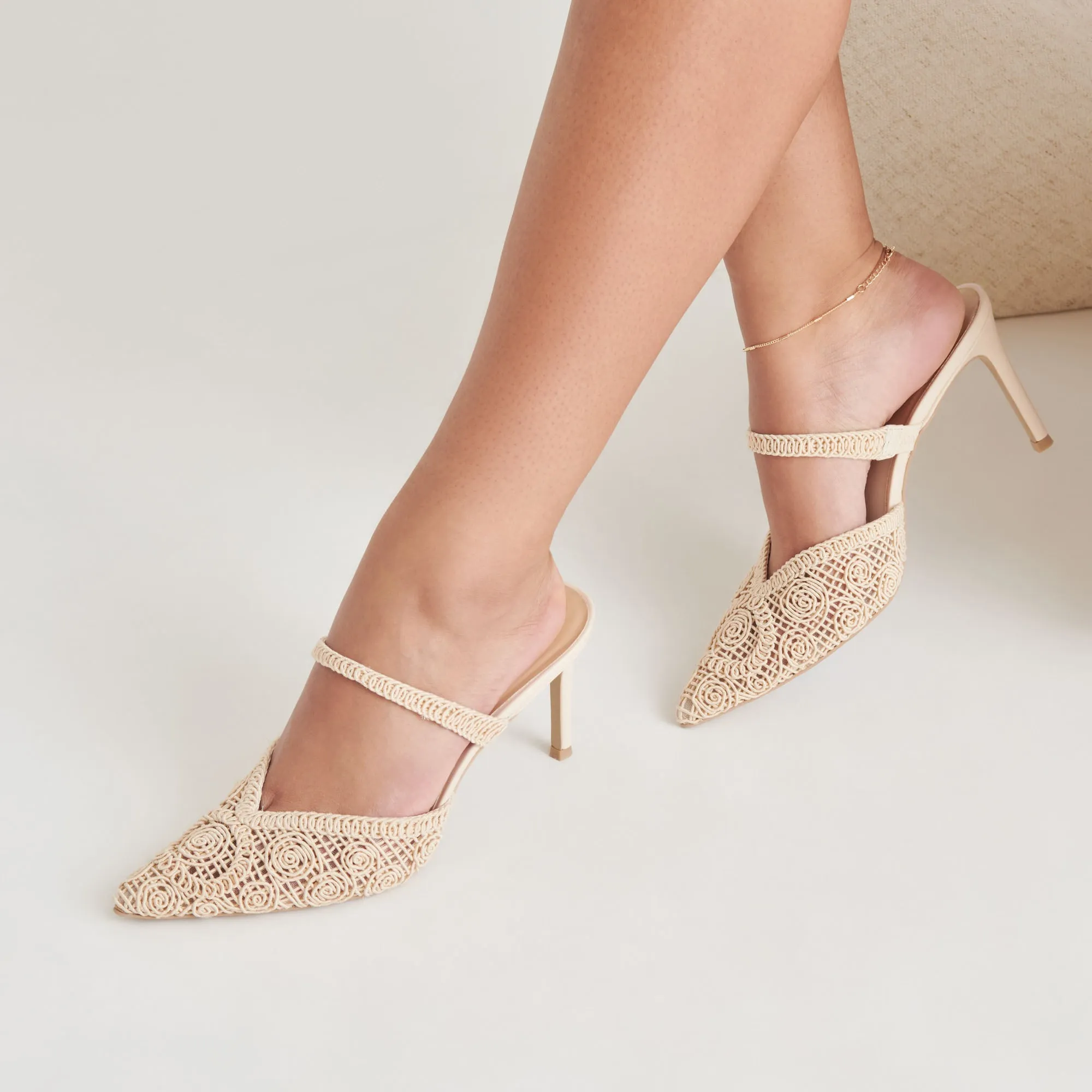 KASSY HEELS NATURAL MACRAME