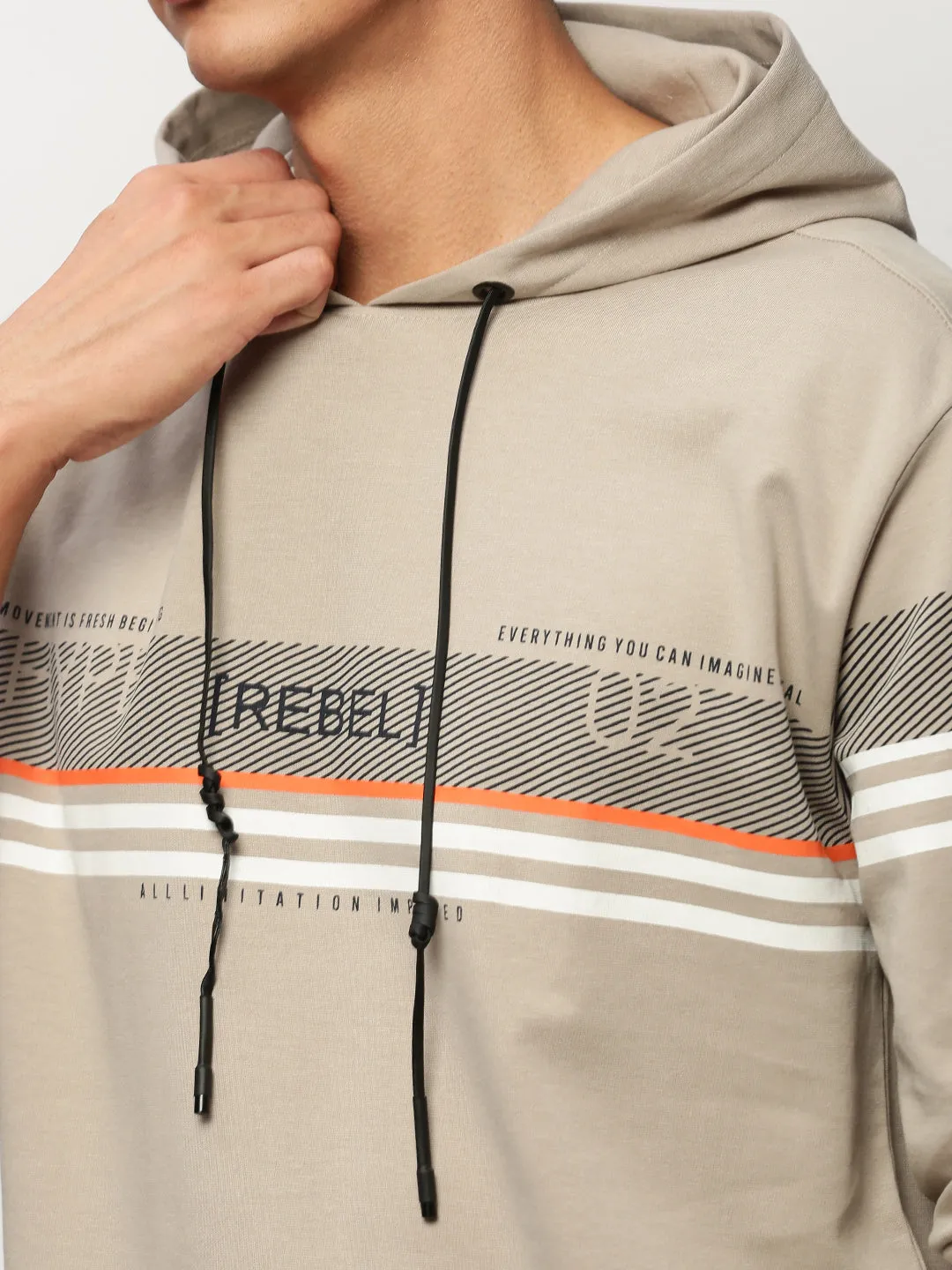 Men Beige Graphics Casual Sweatshirts