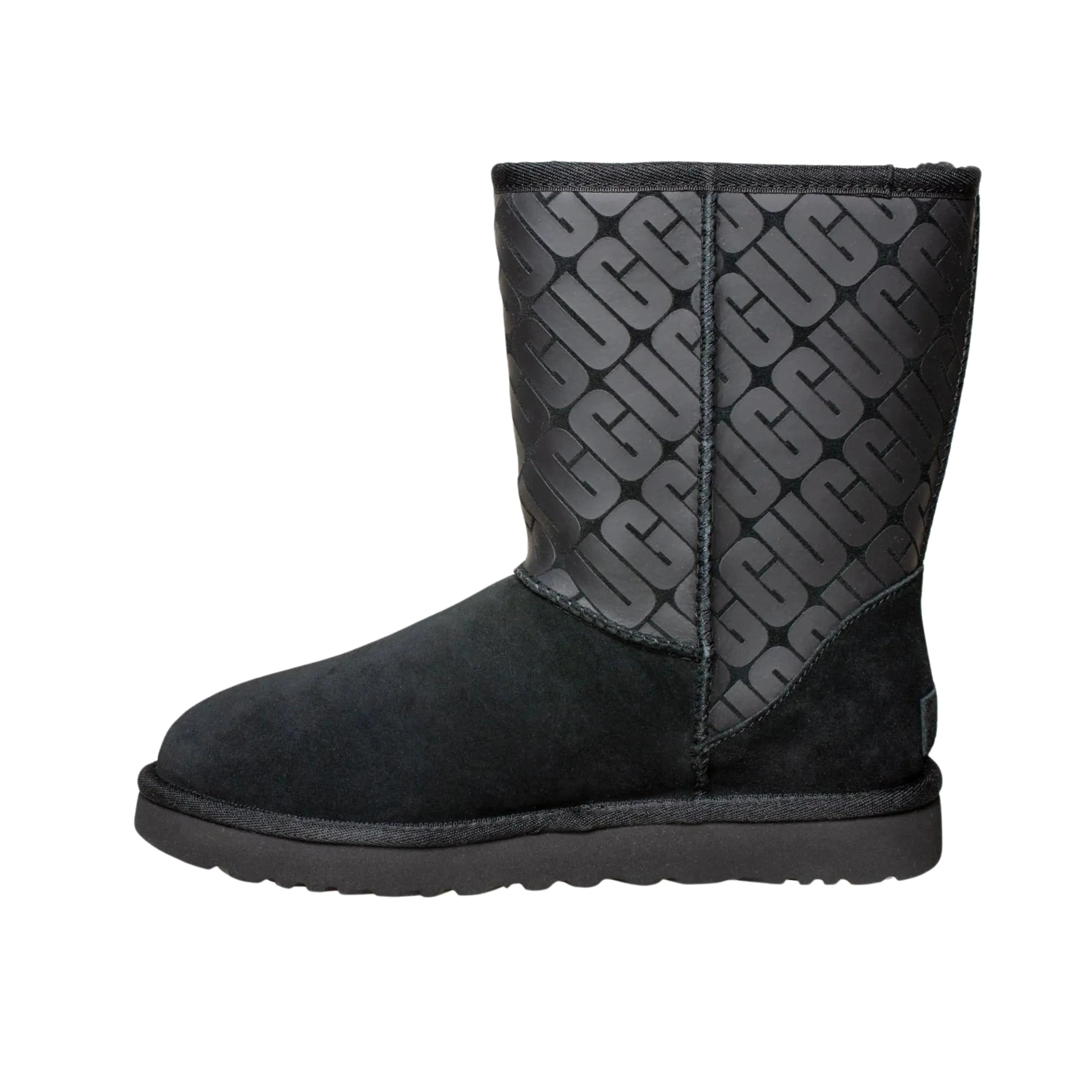 UGG -  Classic Short II UGG Logo Boots